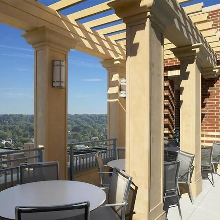 Bright And Cozy Apartment Near Pentagon City アーリントン エクステリア 写真